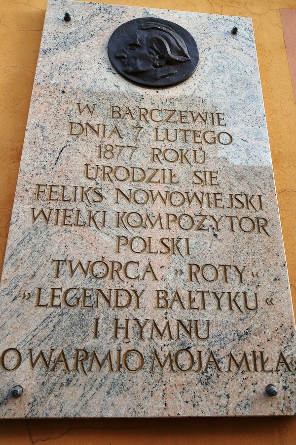 Tablica na domu Feliksa Nowowiejskiego w Barczewie