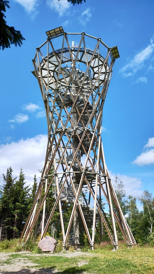 Wieża widokowa na górze Borowa