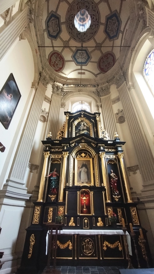 Stare Miasto w Lublinie - Jeden z ołtarzy w Bazylice św. Stanisława Biskupa Męczennika